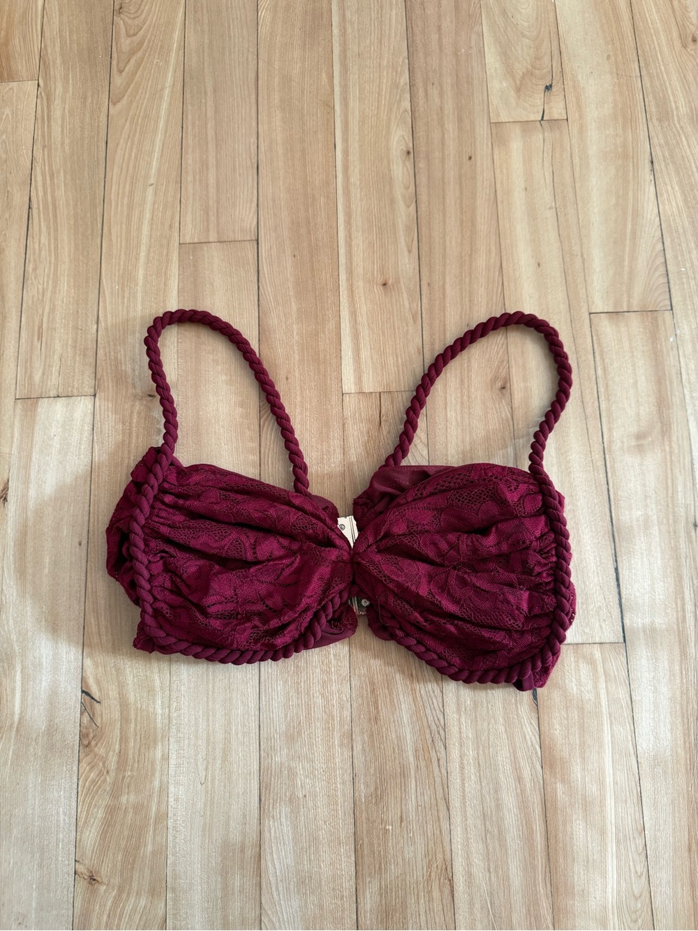 Twist-Front Lace Crop Top in Burgundy